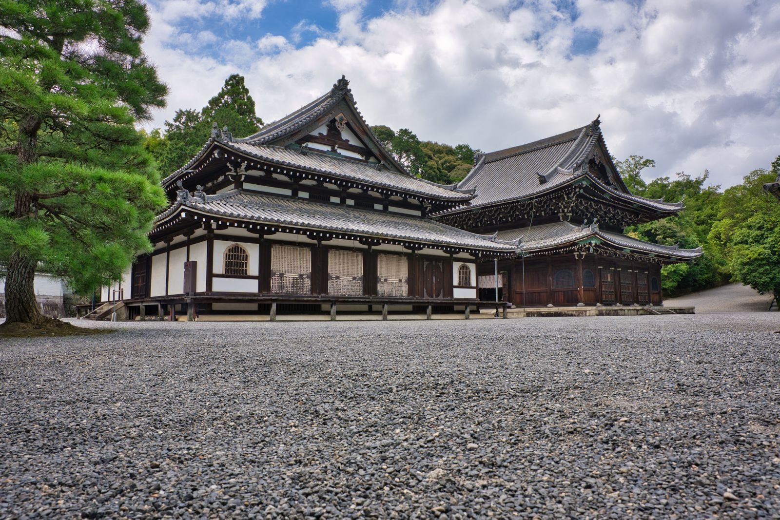Kyoto Temples & Tea Journey